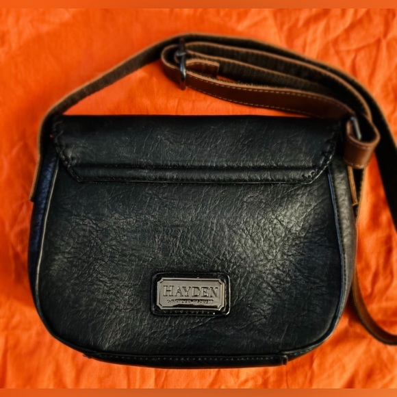 Hayden Harnett Alissa Black Crossbody/Shoulder Bag - Picture 8 of 15